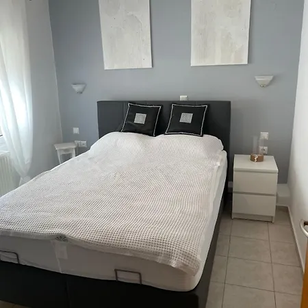 Luxury * Неа-Перамос