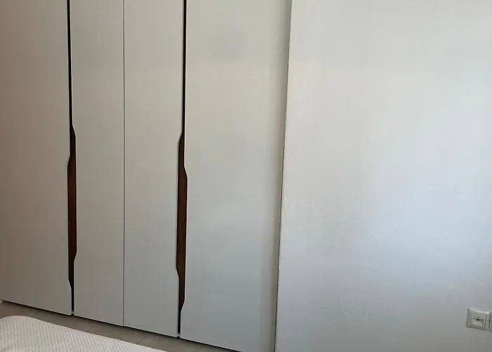 Luxury * Néa Péramos