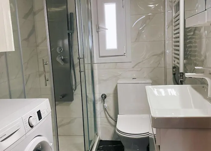 Luxury Néa Péramos