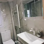 Luxury Néa Péramos