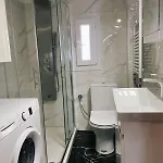 Luxury Néa Péramos