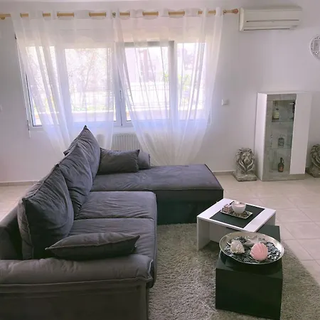 Apartmán Luxury Néa Péramos
