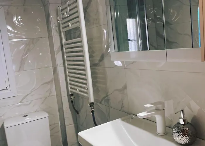 Luxury Néa Péramos